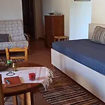 Magnolia Traditional Stone House In Tatil Evi Vamvakou