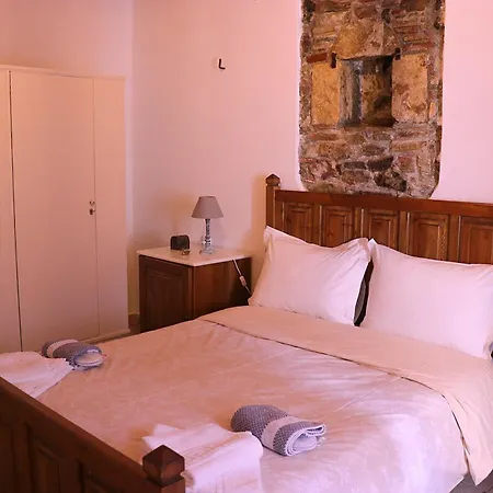 Magnolia Traditional Stone House In * Vamvakou