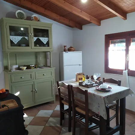 Magnolia Traditional Stone House In Tatil Evi *