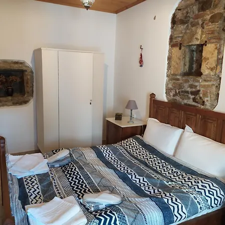 Magnolia Traditional Stone House In Tatil Evi