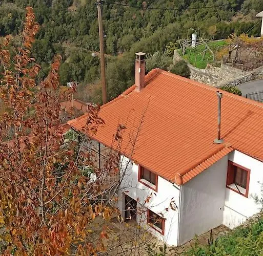 Hébergement de vacances Magnolia Traditional Stone House In